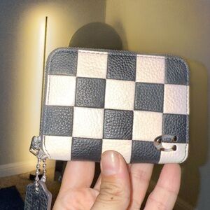 AUTHENTIC Coachtopia Zip Around Wallet In Checkerboard